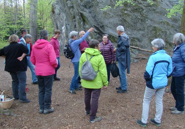 Treffen beim grossen Stein